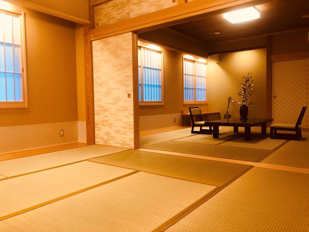 Ryutakuzenji 宿坊 Takasaki Bagian luar foto